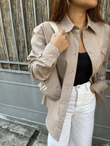Chemise et banane Tandem à porter en duo de couleur beige